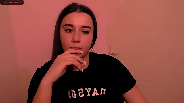 AlinaDoll_'s cam snapshot