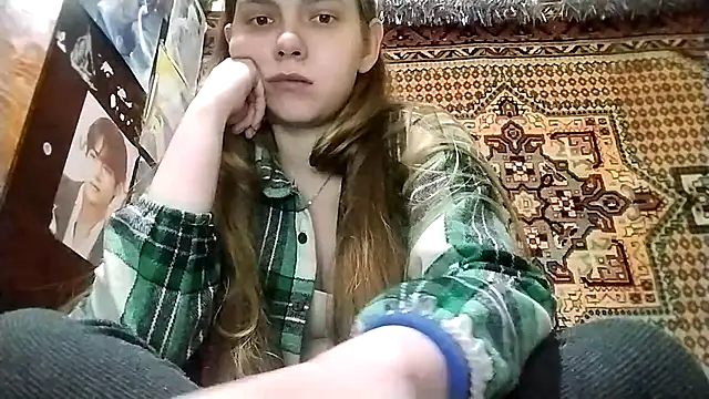 KikiBang's cam snapshot