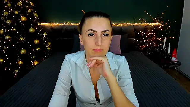 Rebecca_Diamond's cam snapshot