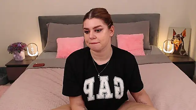 MelanieCarterr's cam snapshot