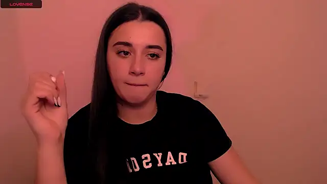 AlinaDoll_'s cam snapshot