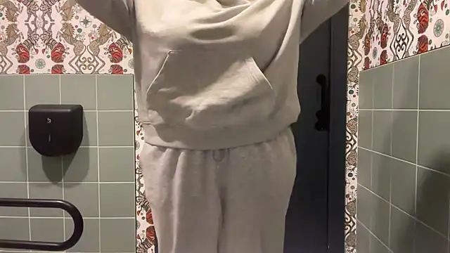 nanaisbackk's cam snapshot