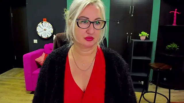 ChristyBrooks's cam snapshot