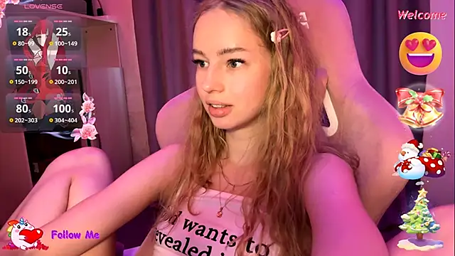 LunaCrave's cam snapshot