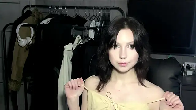 KateBlanket's cam snapshot