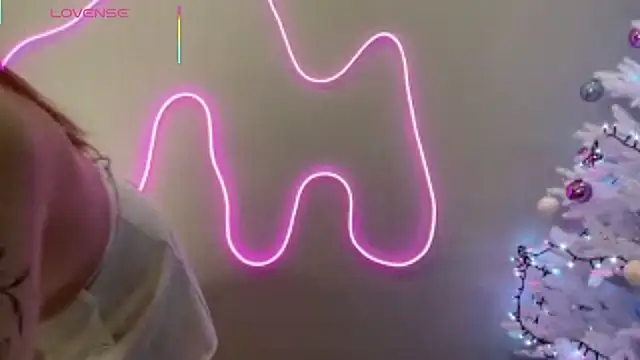 BIG_BOOBS_KARALIN's cam snapshot