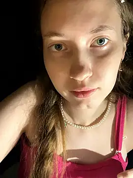 Holy_Poly's cam snapshot