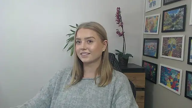 Mysteryerica's cam snapshot