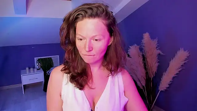 AuroraBorealis__'s cam snapshot