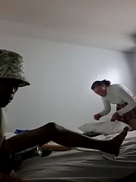 Puffgettingstuffed live sex cam