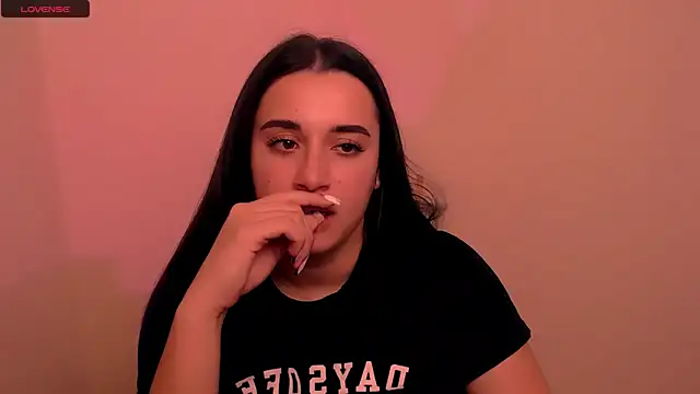 AlinaDoll_ live sex cam