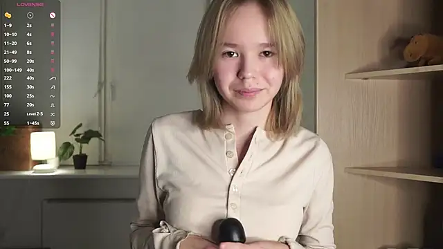 DollyAmrine's cam snapshot