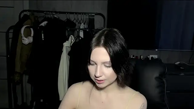 KateBlanket's cam snapshot