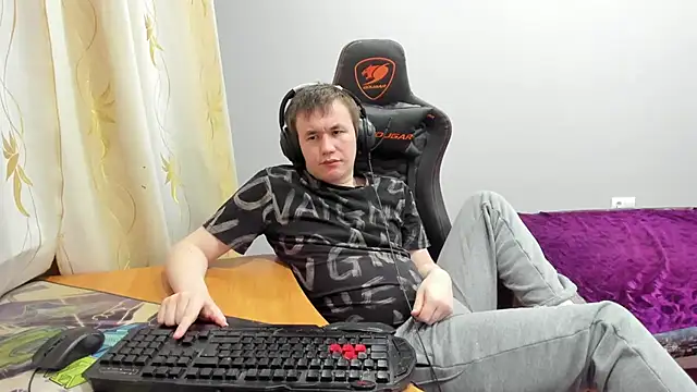 iliaskrislove live sex cam