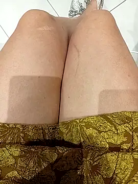 Baby-Linh's cam snapshot