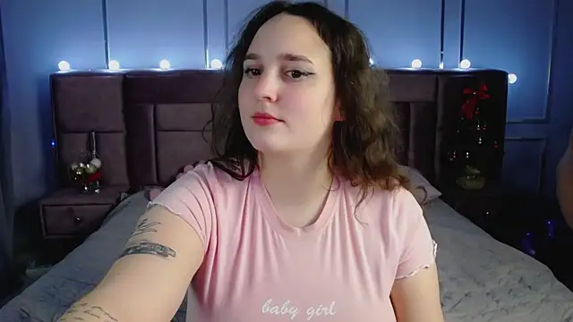 ElisonMinix's cam snapshot