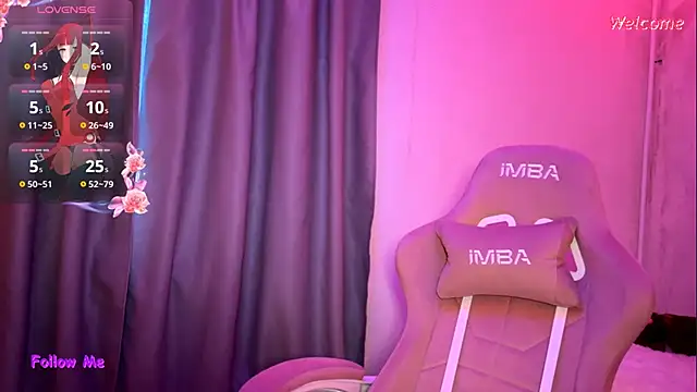 LunaCrave's cam snapshot