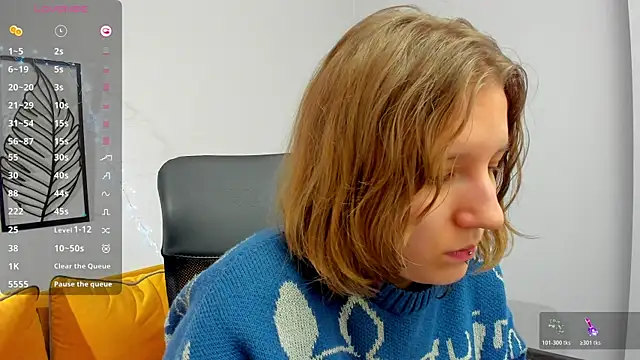 Hailey_Foxy's cam snapshot