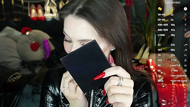 MistressDarsy's cam snapshot