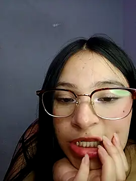 Anne_Mia's cam snapshot