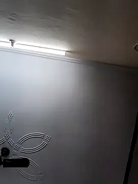 Komal-verma1's cam snapshot