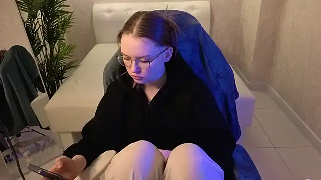 SirenaBlessing's cam snapshot