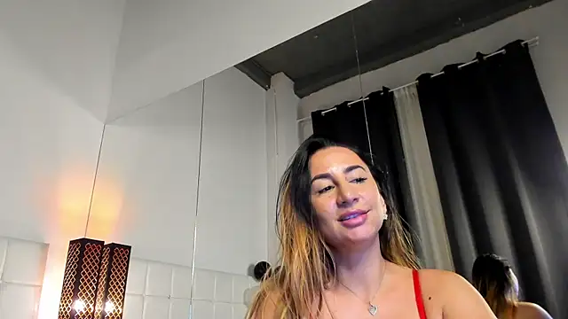 AmiraRees's cam snapshot