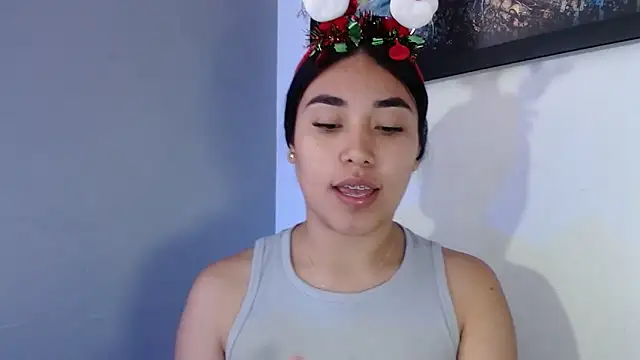 AmberGold-'s cam snapshot