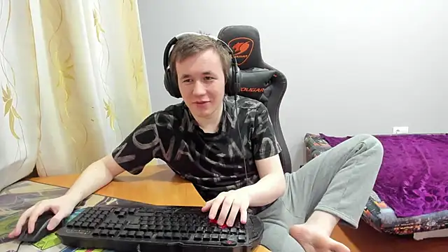 iliaskrislove live sex cam