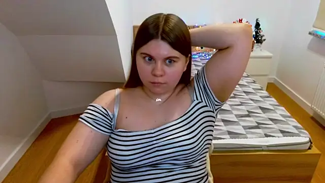 AbbyLuxee's cam snapshot