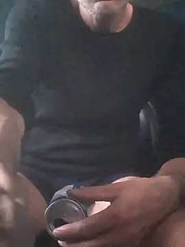 hugosafado333 live sex cam