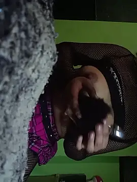 Sam_Rood's cam snapshot