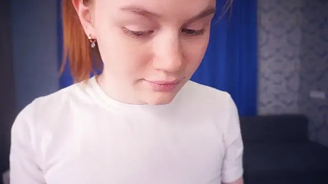 KarlynGow's cam snapshot