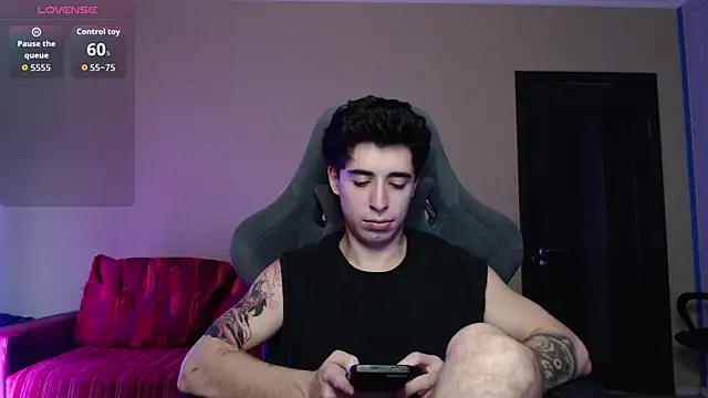 Yofukashii's cam snapshot