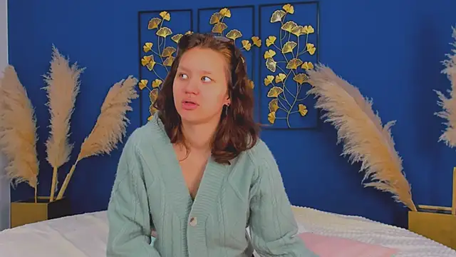 TRINITI_MOON's cam snapshot