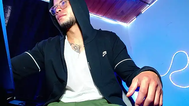 sebastian_horny live sex cam