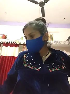 Maahi-Queen live sex cam