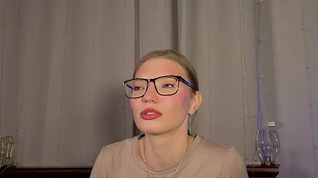 JeaneneWoltz's cam snapshot