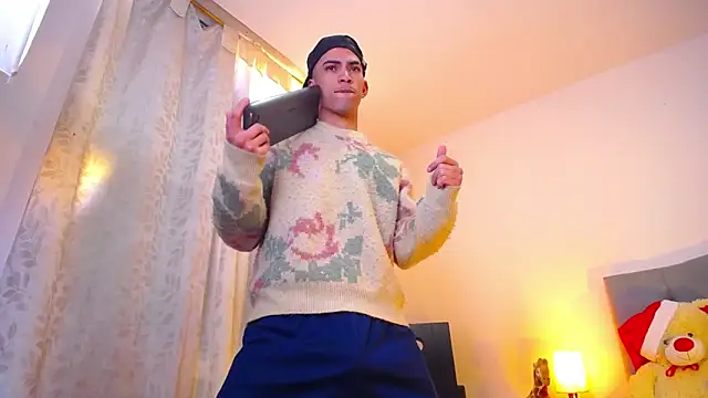 TOMBOYSEXX's cam snapshot