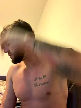 MasterRaylei1's cam snapshot