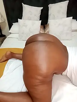 Creamy_Chocolatex's cam snapshot