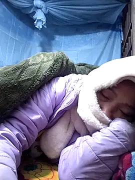 PhamPm70's cam snapshot