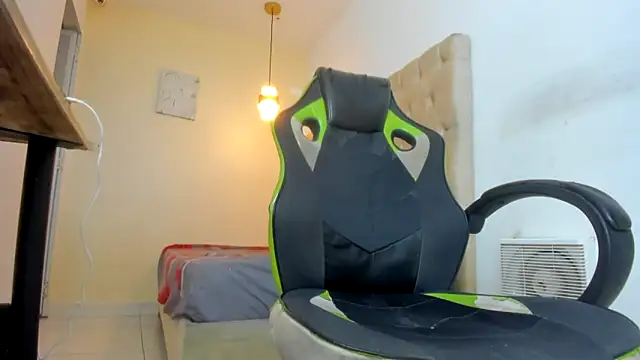 Darkknightx01 live sex cam