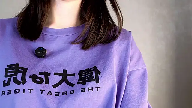 YvonneShames's cam snapshot