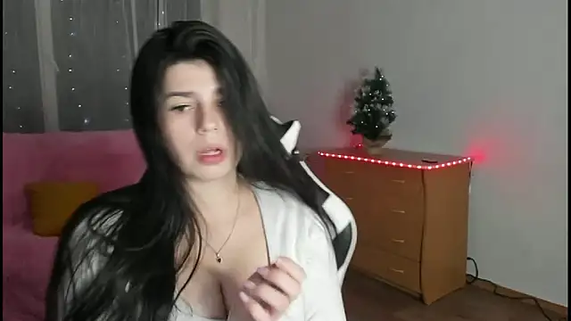 KisaModel's cam snapshot