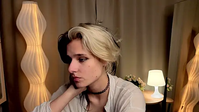 LizNostrand live sex cam