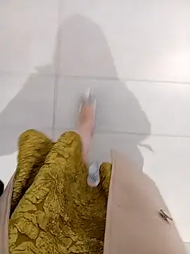 Baby-Linh's cam snapshot