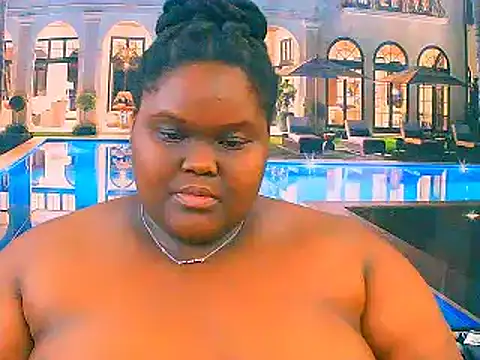 EbonyHotBuns's cam snapshot