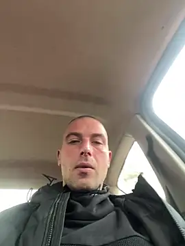 Rotteei1 live sex cam