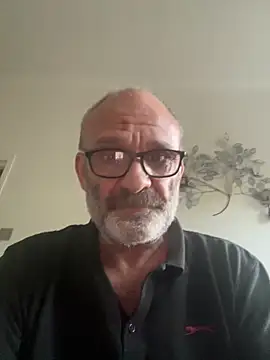 Shyboy817 live sex cam